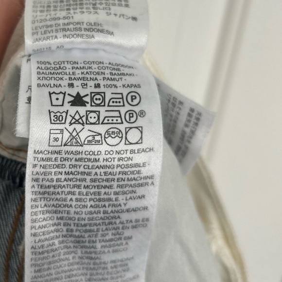 Levi's Premium Women's Two Tone Wedgie Denim Shorts size 30 90s retro denim - Picture 13 of 14